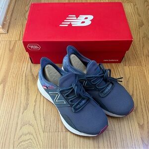 New Balance Women's Fresh Foam Roav V1 Sneaker - 6W